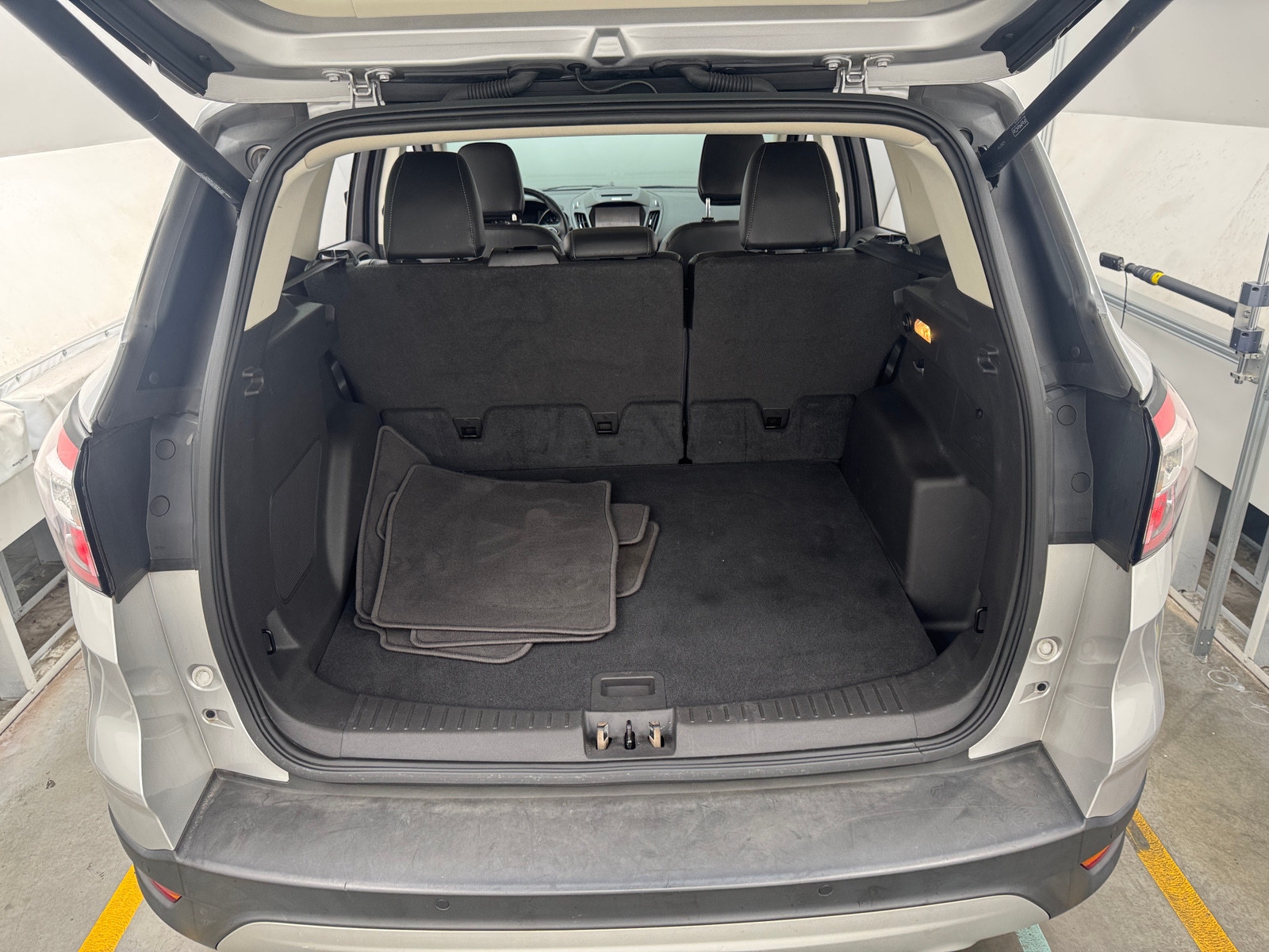 Thumbnail: 2018 Ford Escape - 6