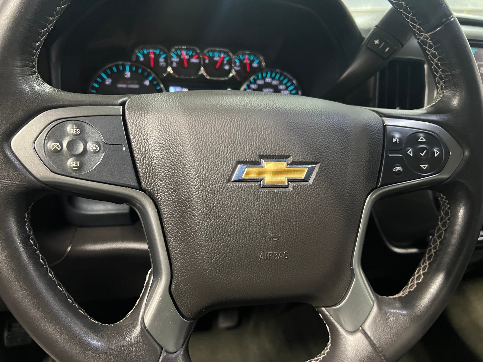 Thumbnail: 2015 Chevrolet Silverado 1500 - 5