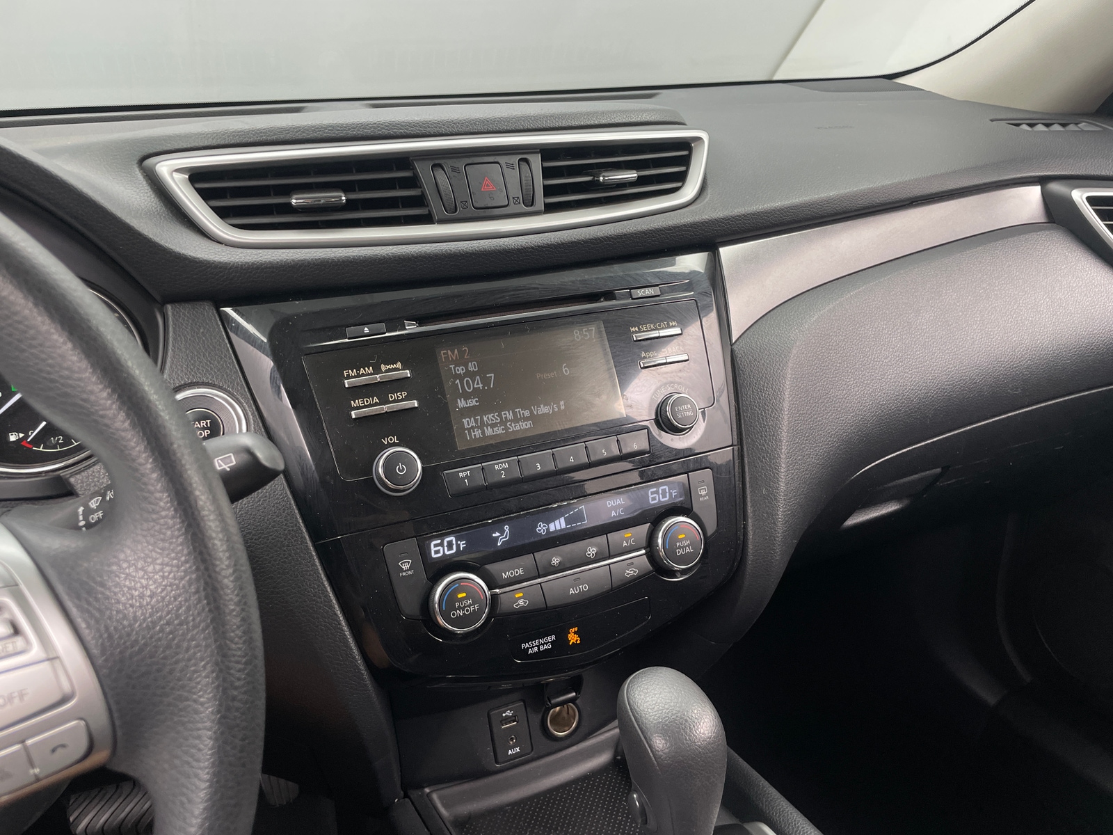 Thumbnail: 2015 Nissan Rogue - 4