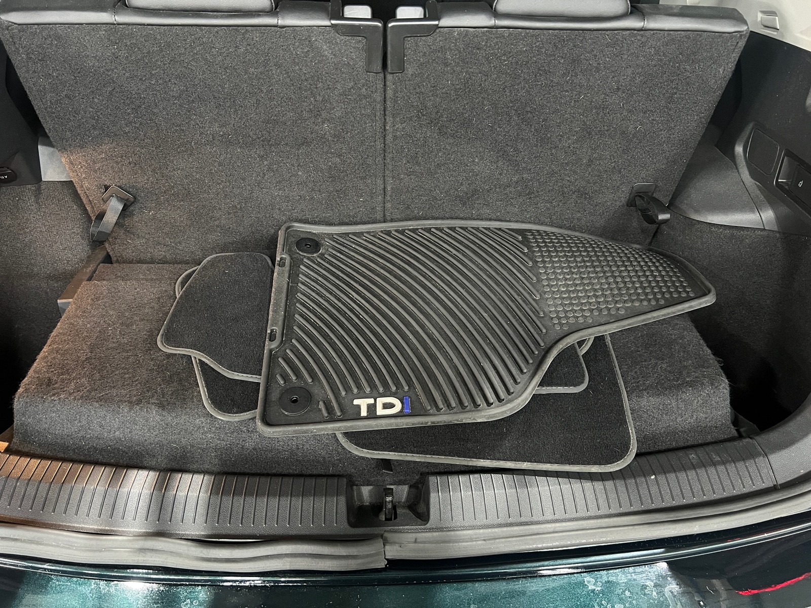 Thumbnail: 2019 Volkswagen Tiguan - 6