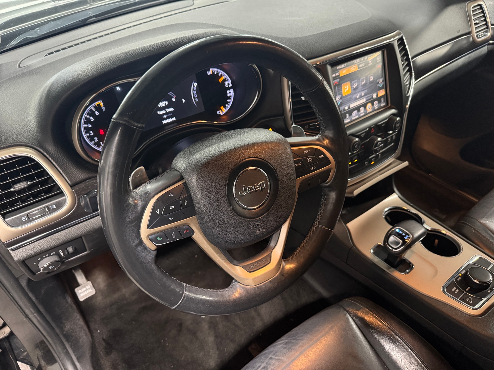 Thumbnail: 2015 Jeep Grand Cherokee - 4