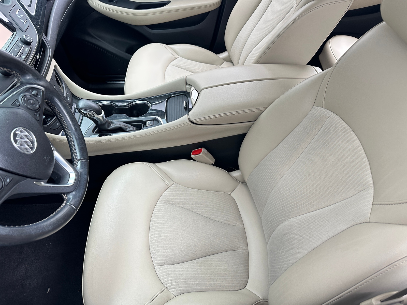 Thumbnail: 2017 Buick Envision - 2