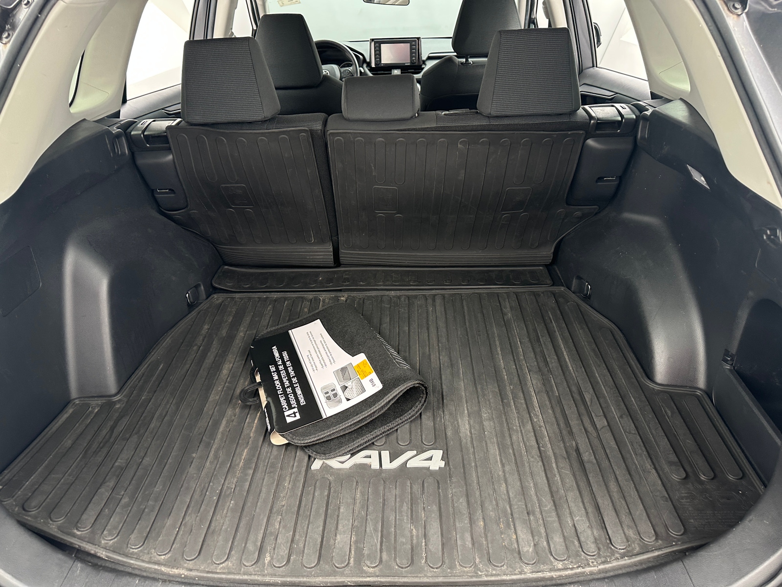 Thumbnail: 2021 Toyota RAV4 - 7