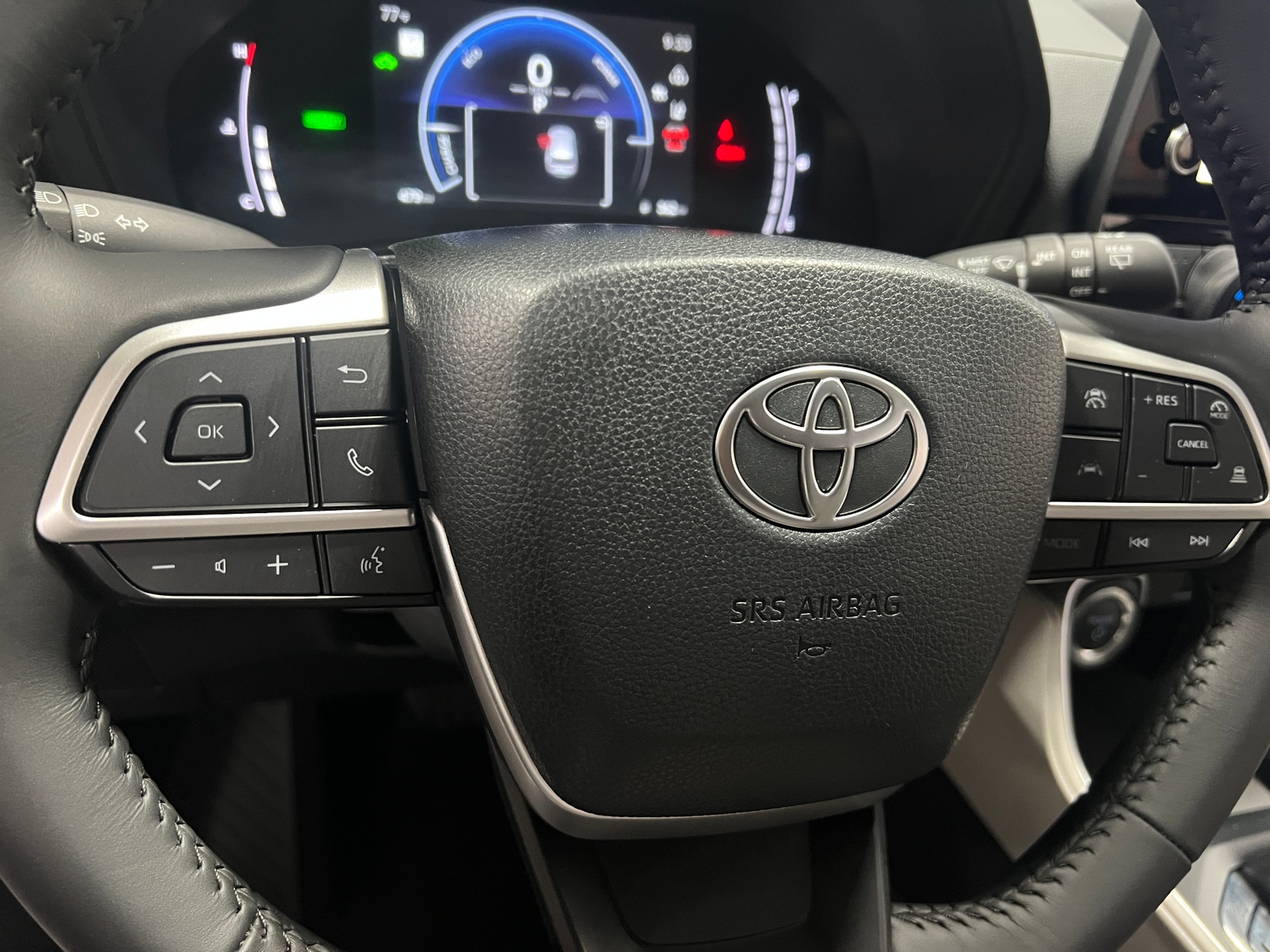 Thumbnail: 2024 Toyota Grand Highlander - 4