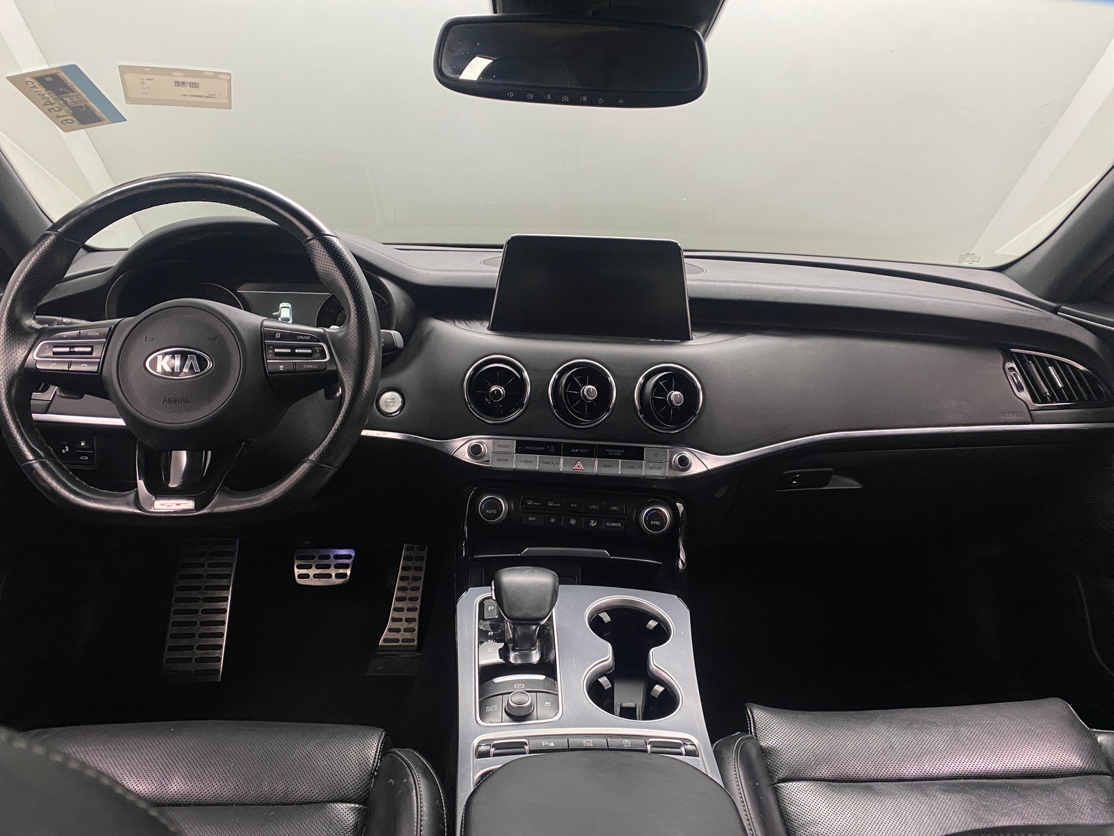 Thumbnail: 2021 Kia Stinger - 2