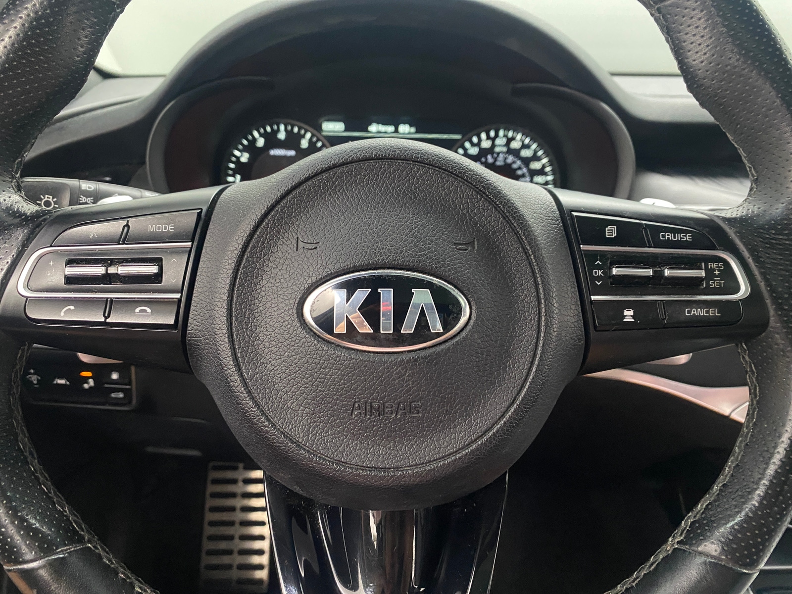 Thumbnail: 2021 Kia Stinger - 4