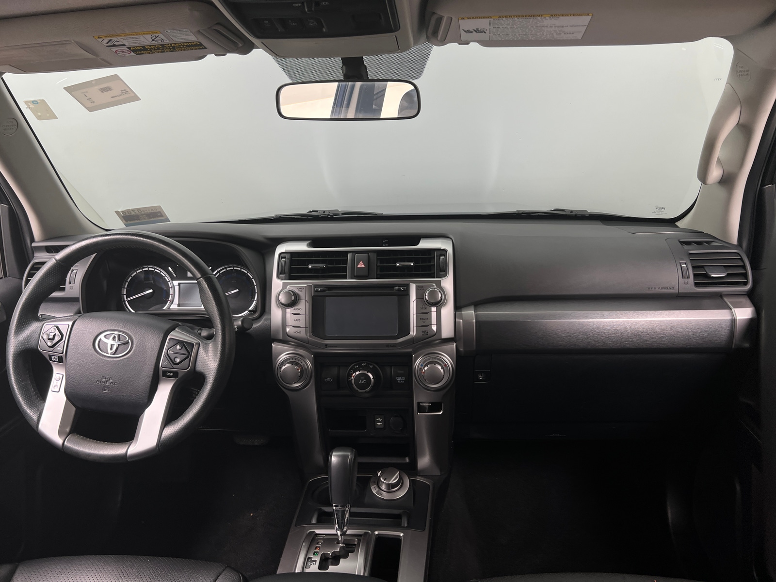 Thumbnail: 2014 Toyota 4Runner - 3