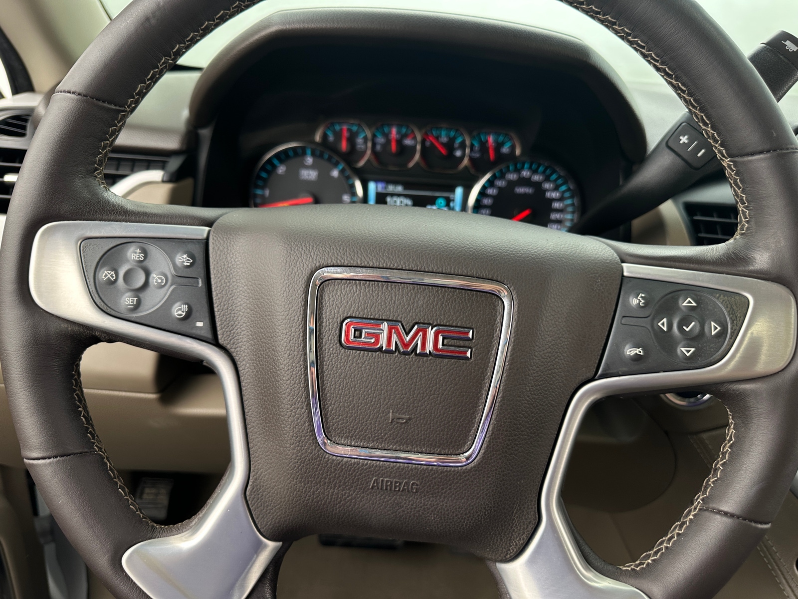 Thumbnail: 2020 GMC Yukon - 4