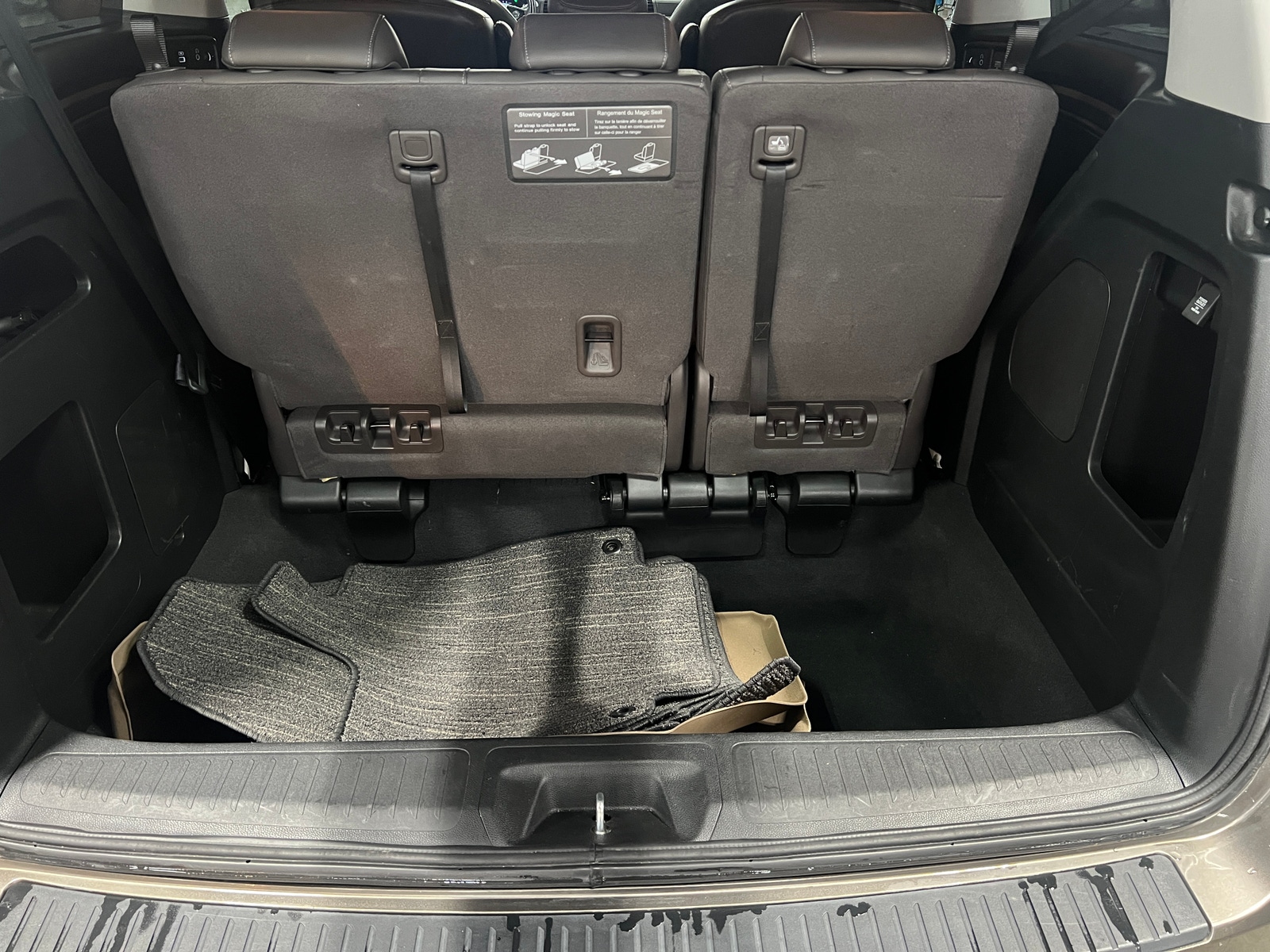 Thumbnail: 2022 Honda Odyssey - 6