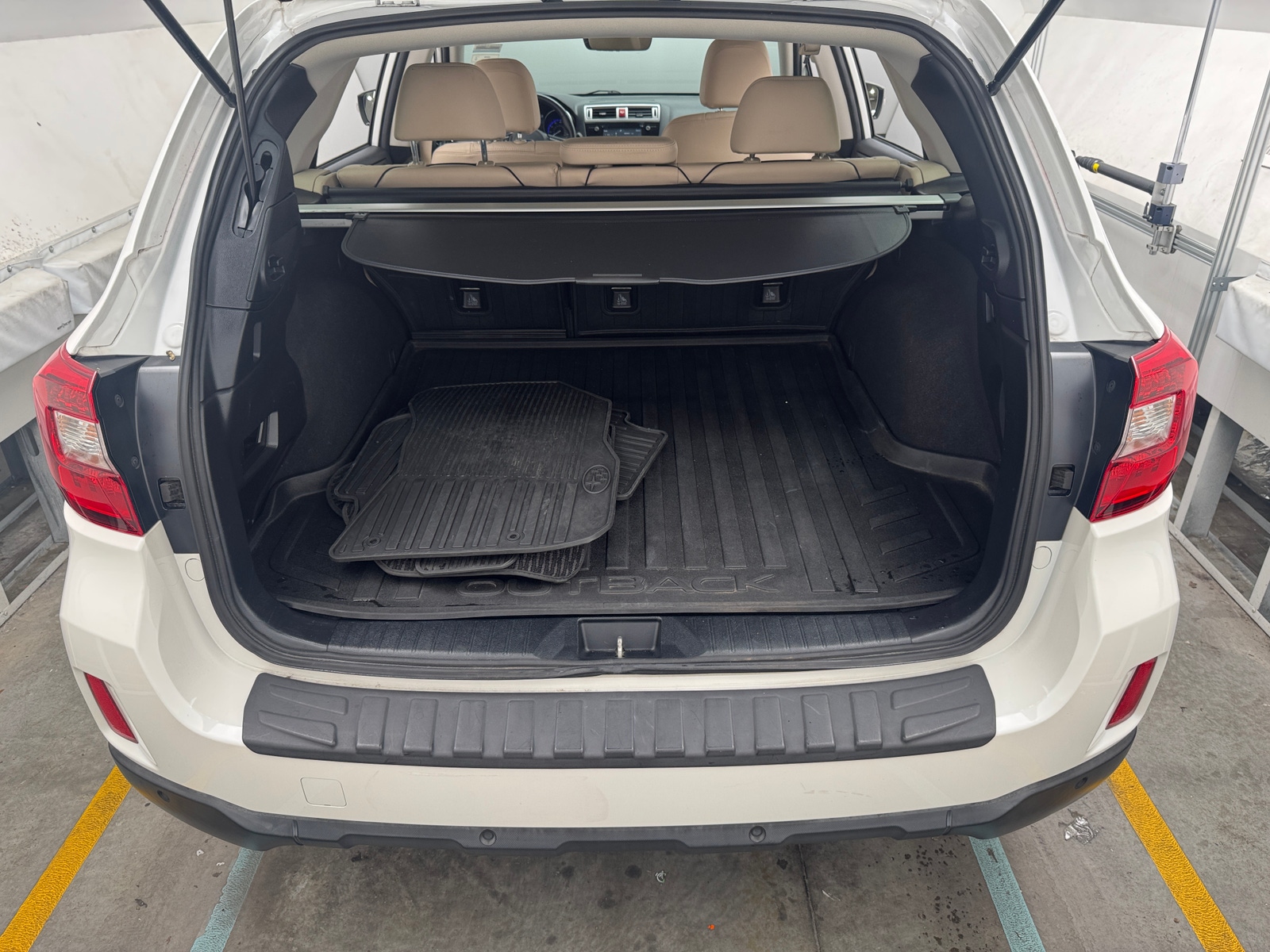 Thumbnail: 2017 Subaru Outback - 6