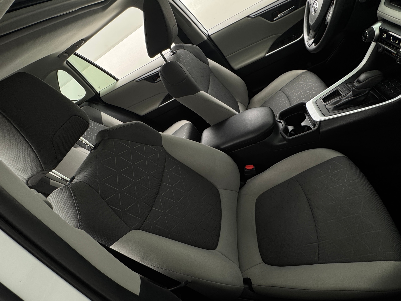 Thumbnail: 2021 Toyota RAV4 - 2