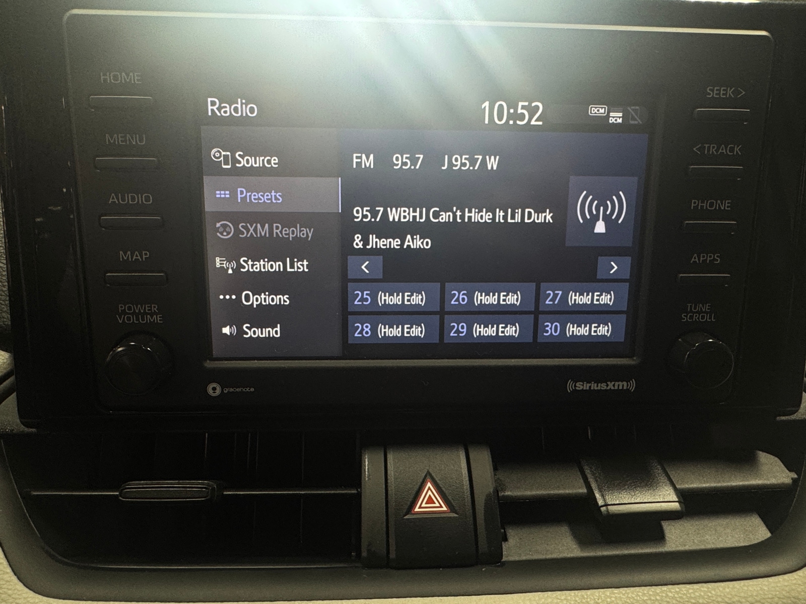 Thumbnail: 2021 Toyota RAV4 - 4