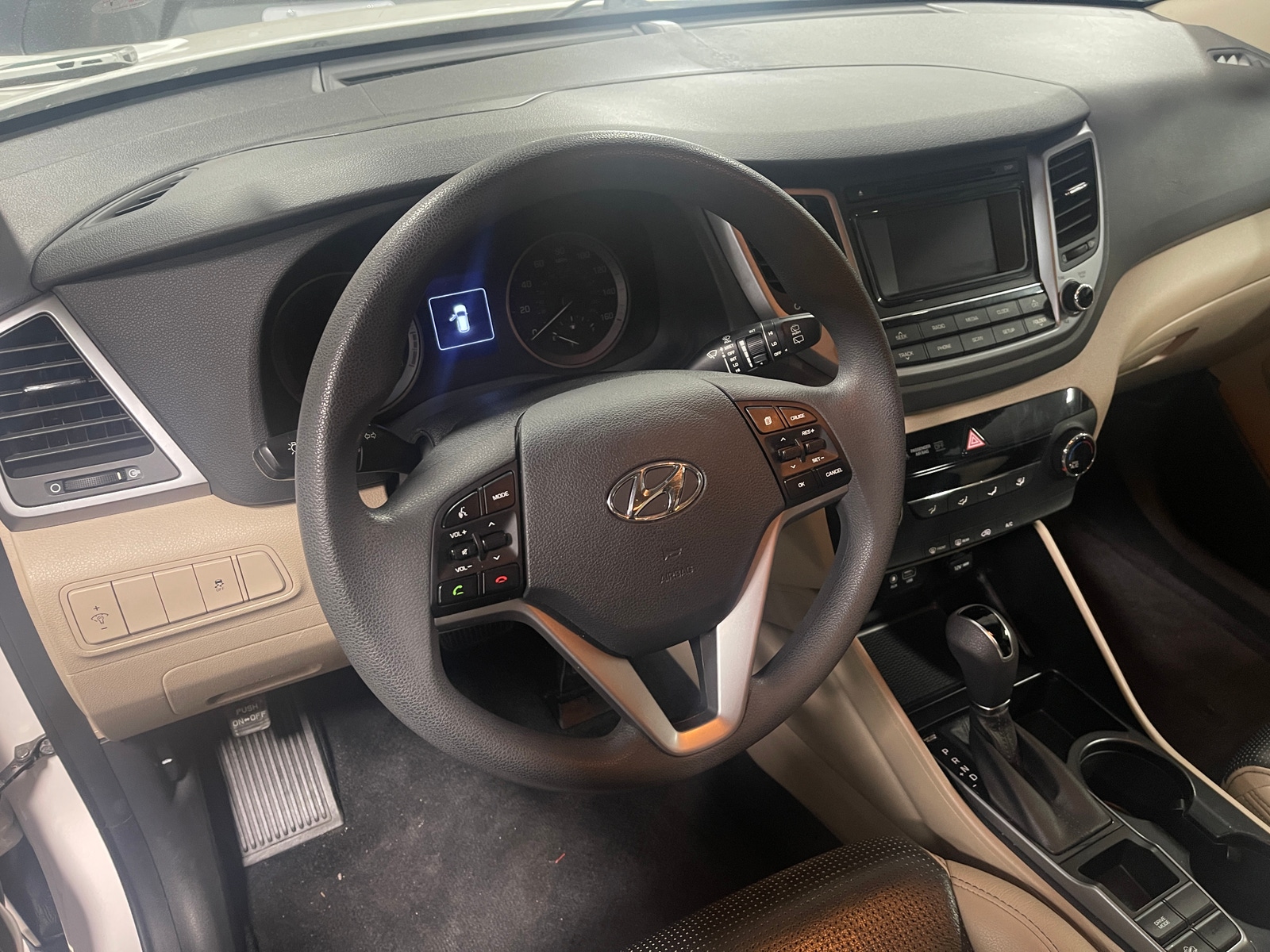 Thumbnail: 2017 Hyundai Tucson - 3