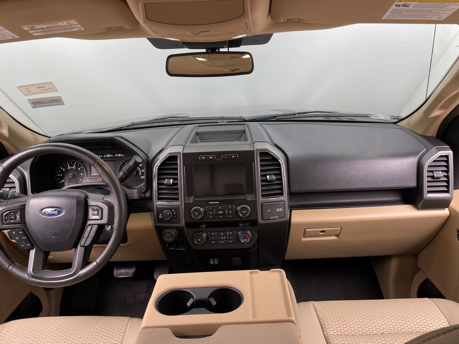 Thumbnail: 2020 Ford Econoline - 3
