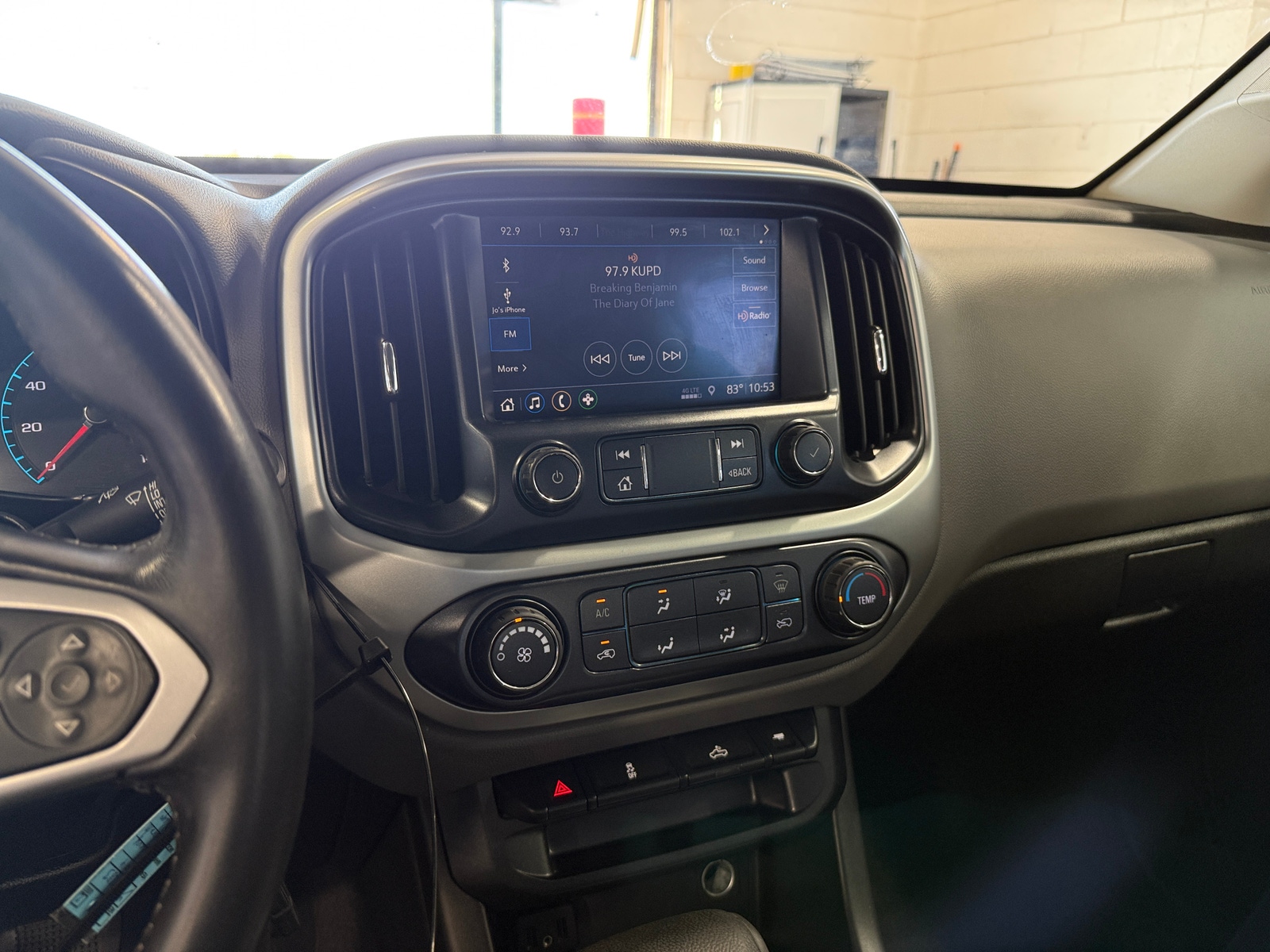 Thumbnail: 2019 Chevrolet Colorado - 4