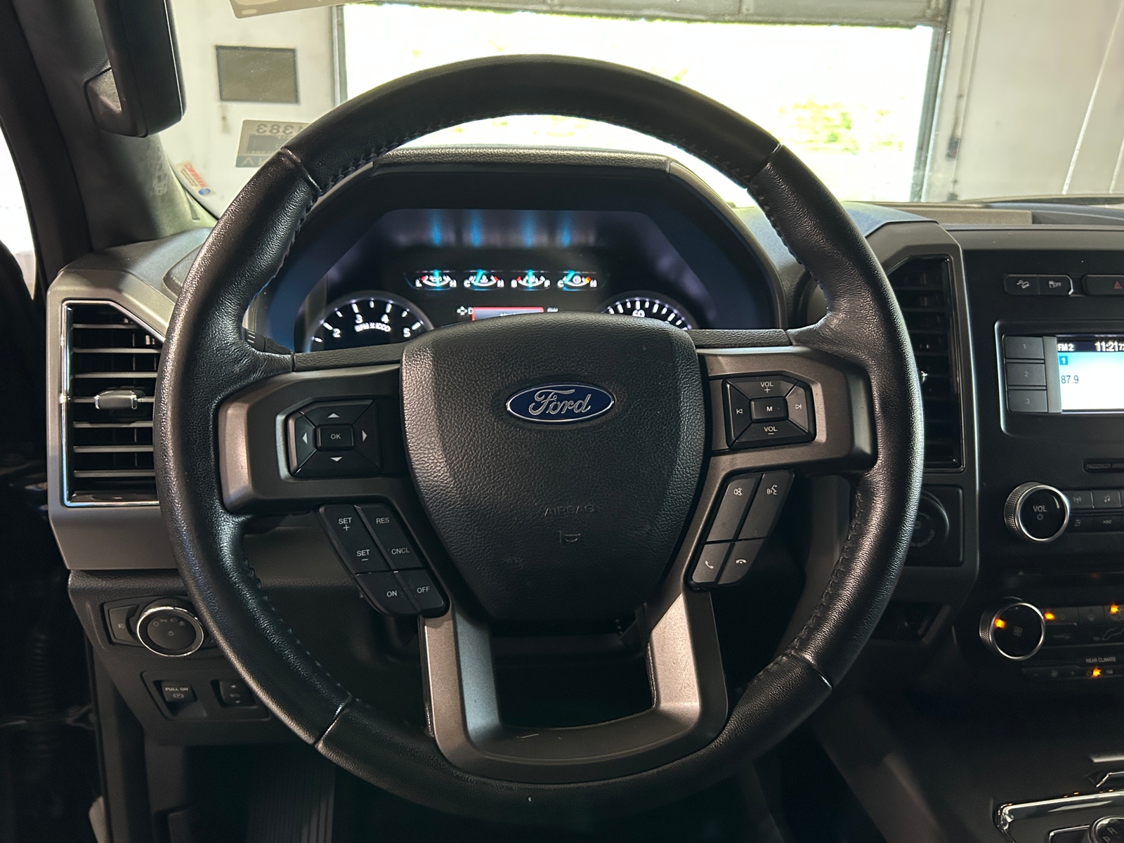 Thumbnail: 2018 Ford Expedition - 4