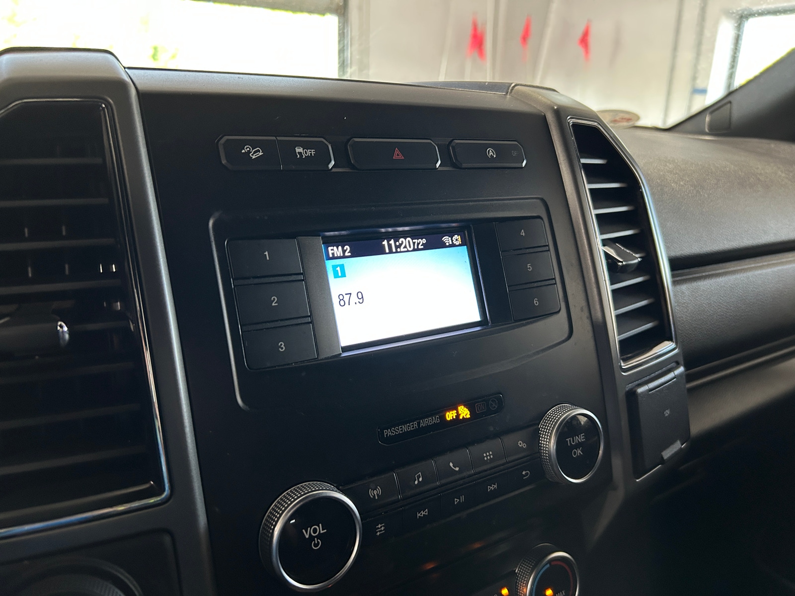 Thumbnail: 2018 Ford Expedition - 3