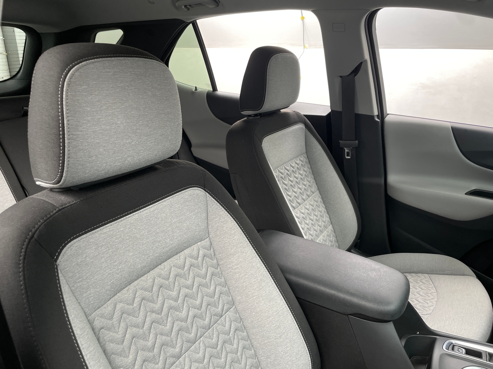 Thumbnail: 2023 Chevrolet Equinox - 2