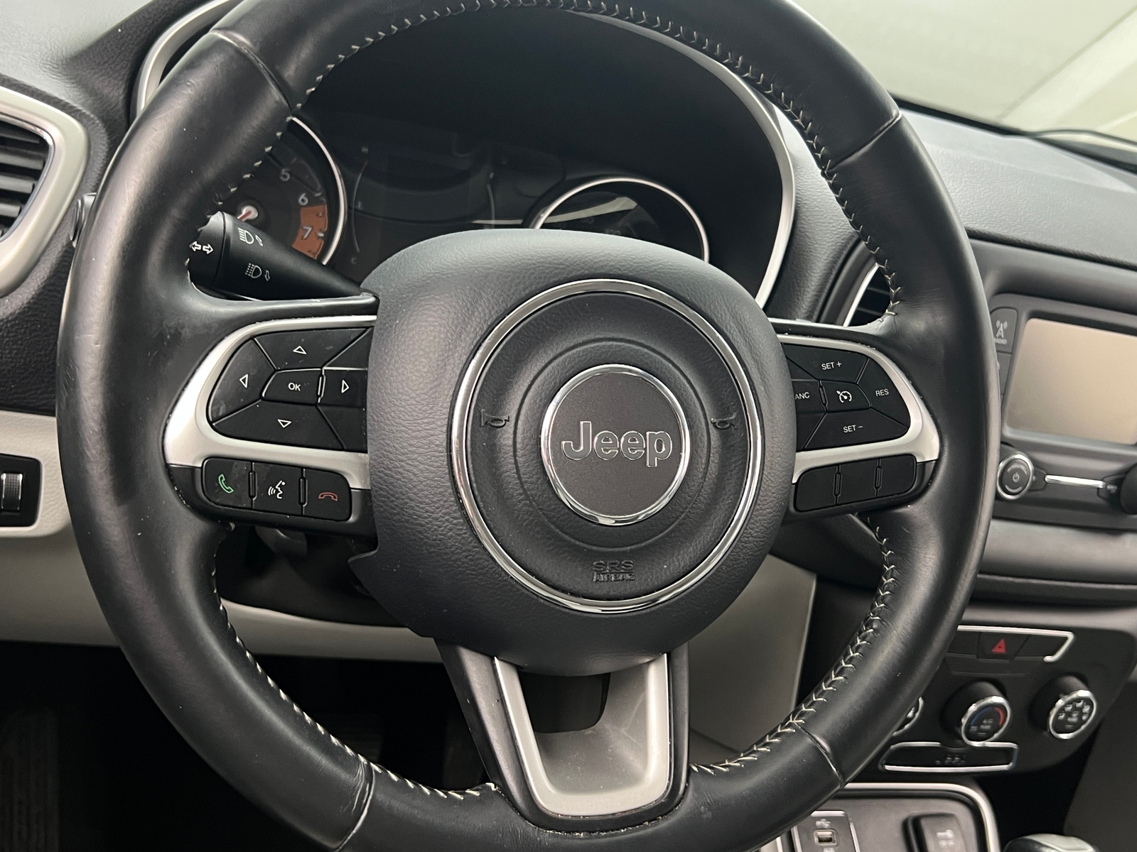 Thumbnail: 2018 Jeep Compass - 4