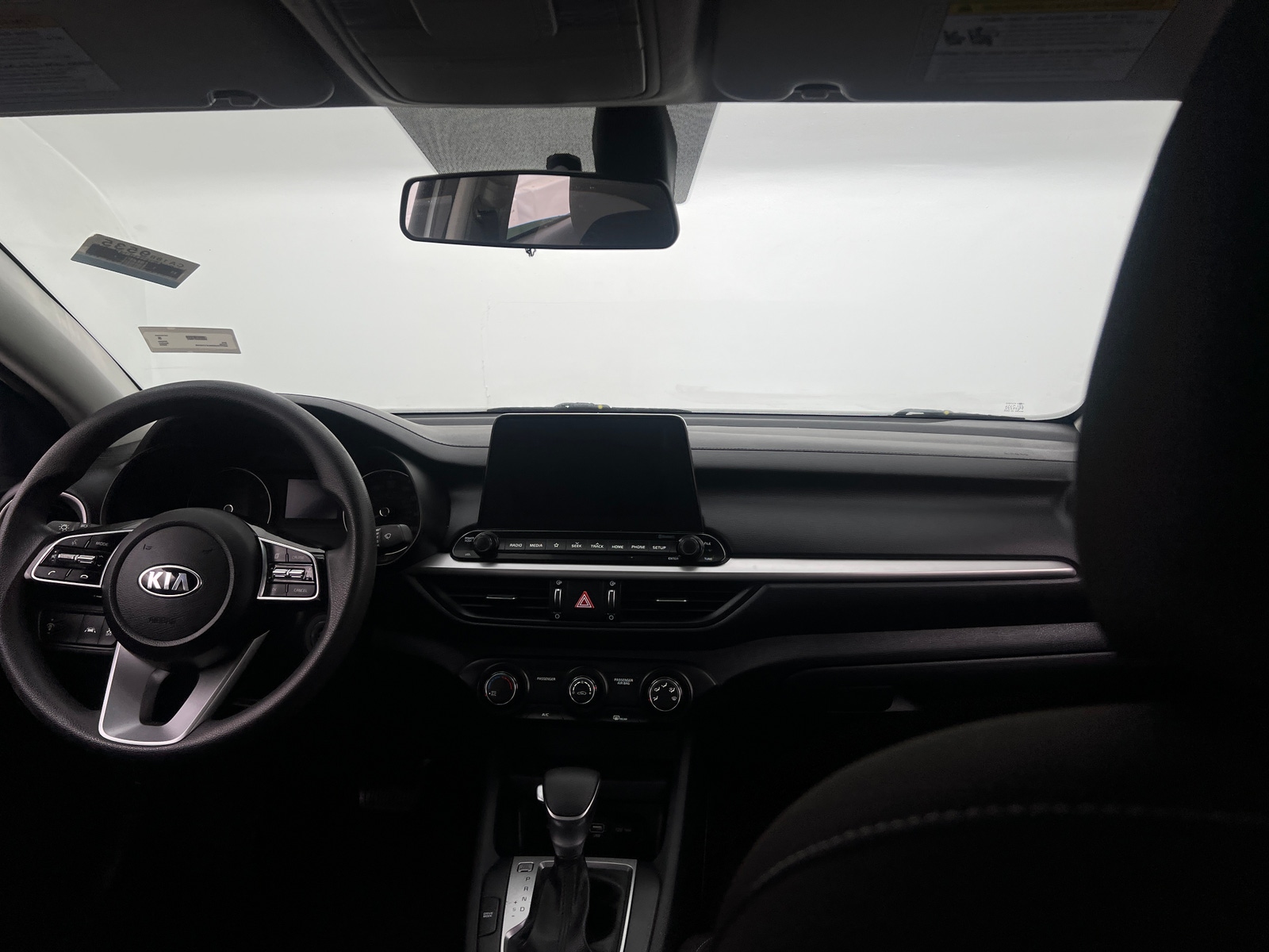 Thumbnail: 2020 Kia Forte - 3