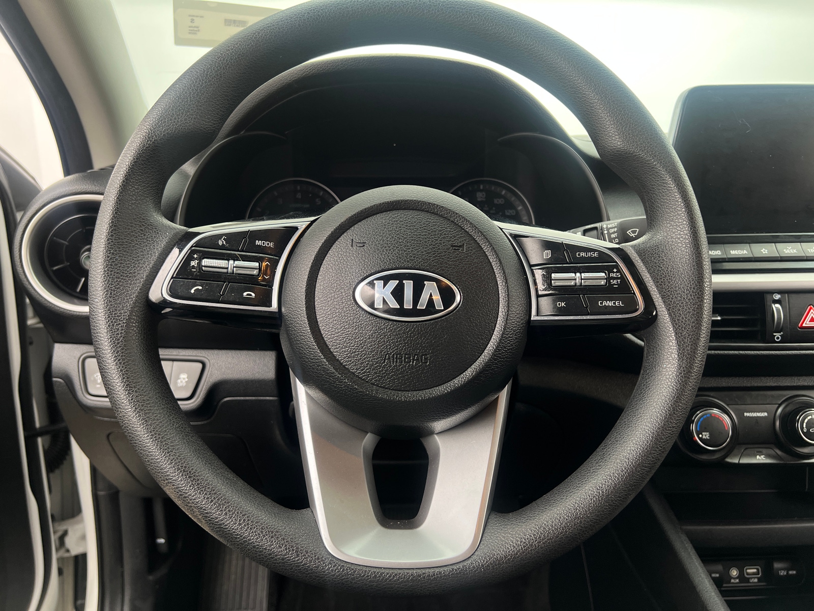 Thumbnail: 2020 Kia Forte - 5
