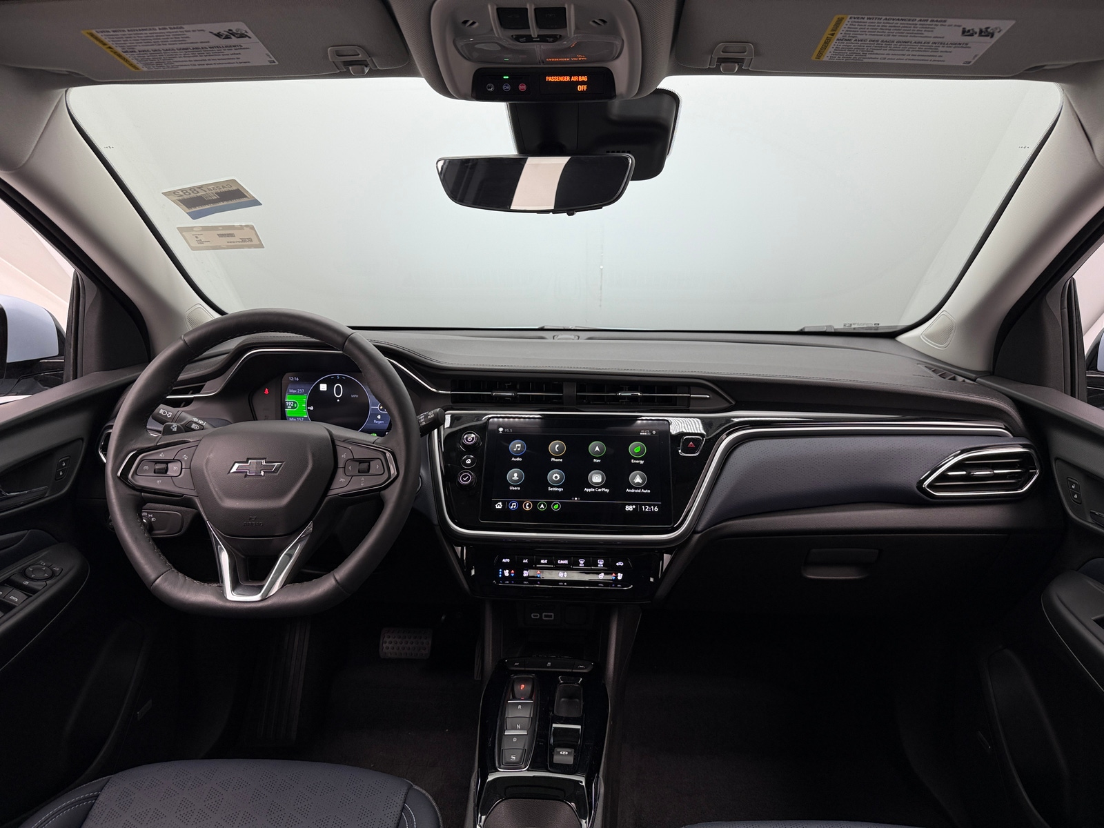 Thumbnail: 2023 Chevrolet Bolt EUV - 3