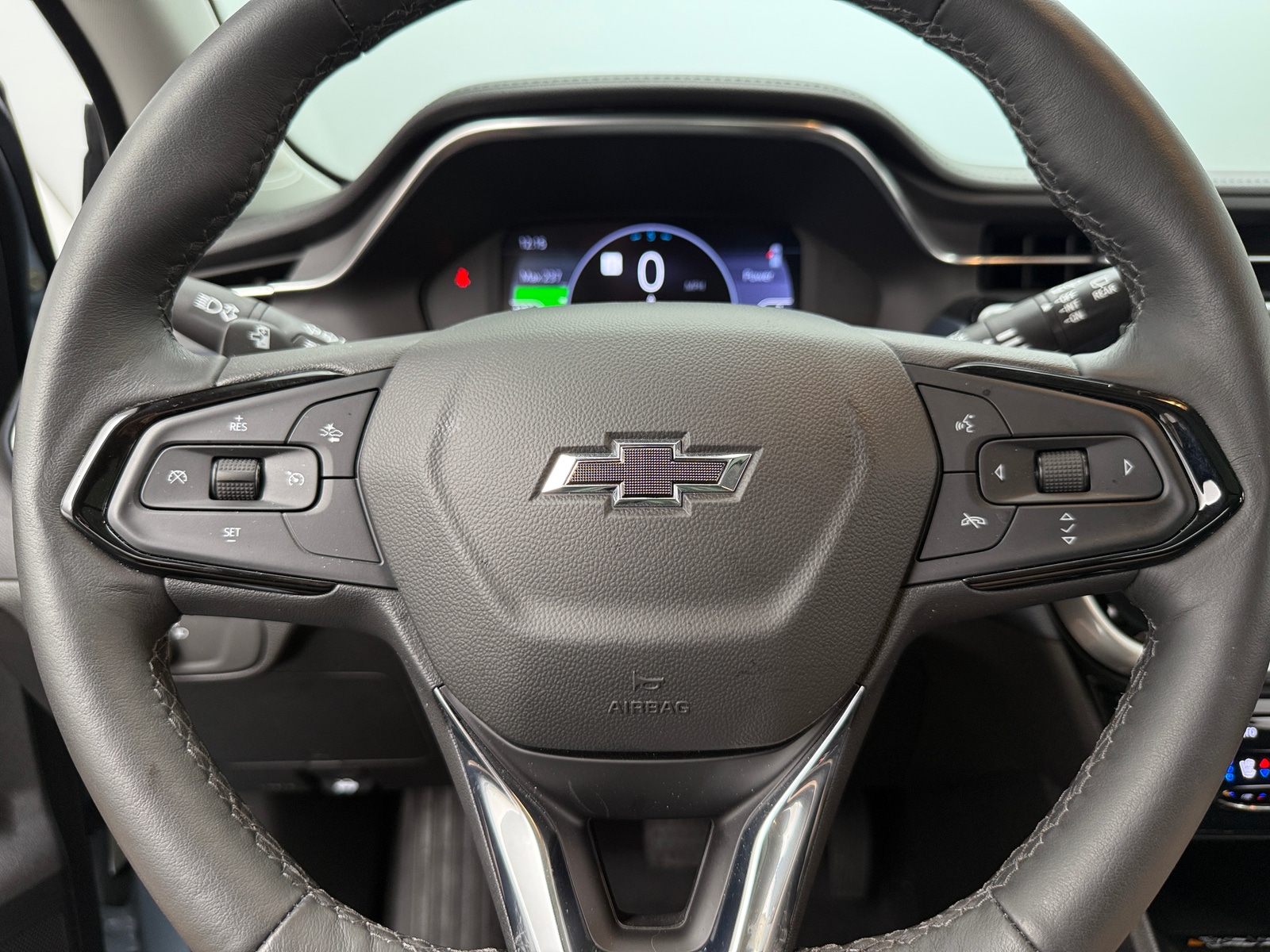 Thumbnail: 2023 Chevrolet Bolt EUV - 5