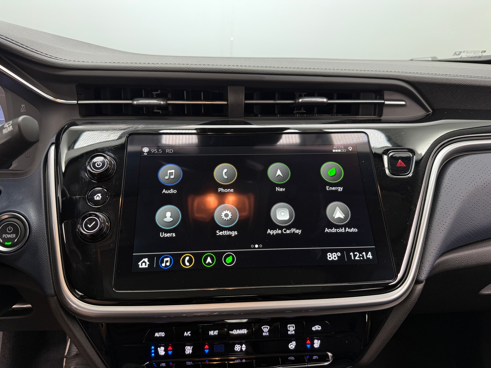 Thumbnail: 2023 Chevrolet Bolt EUV - 4