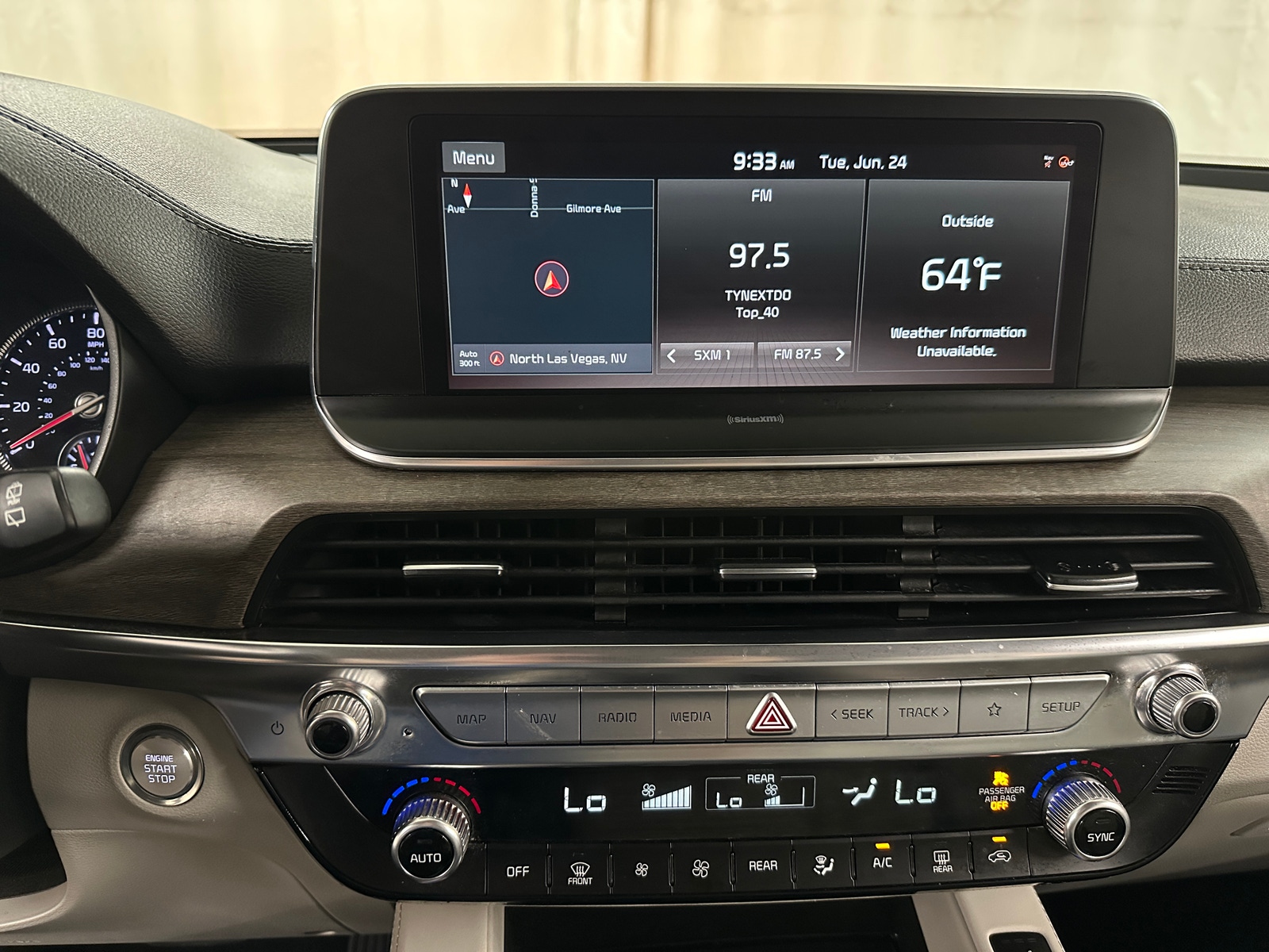 Thumbnail: 2021 Kia Telluride - 3