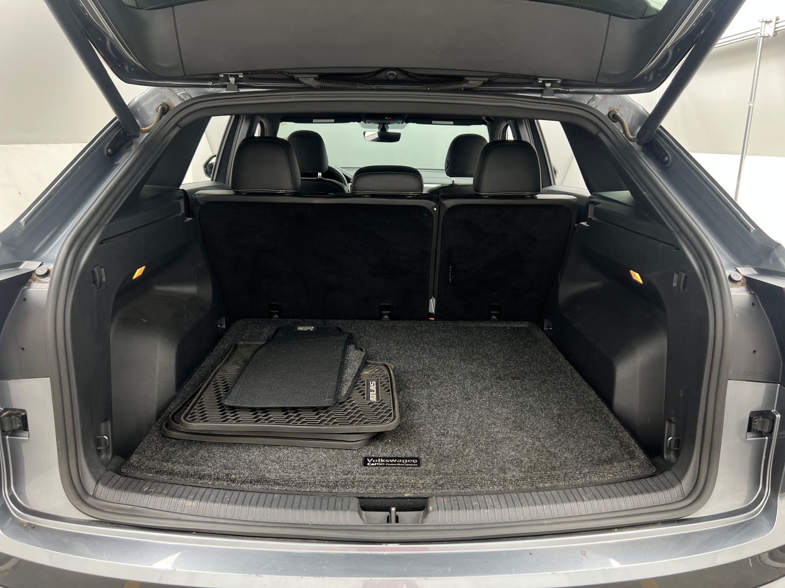 Thumbnail: 2021 Volkswagen Atlas - 6
