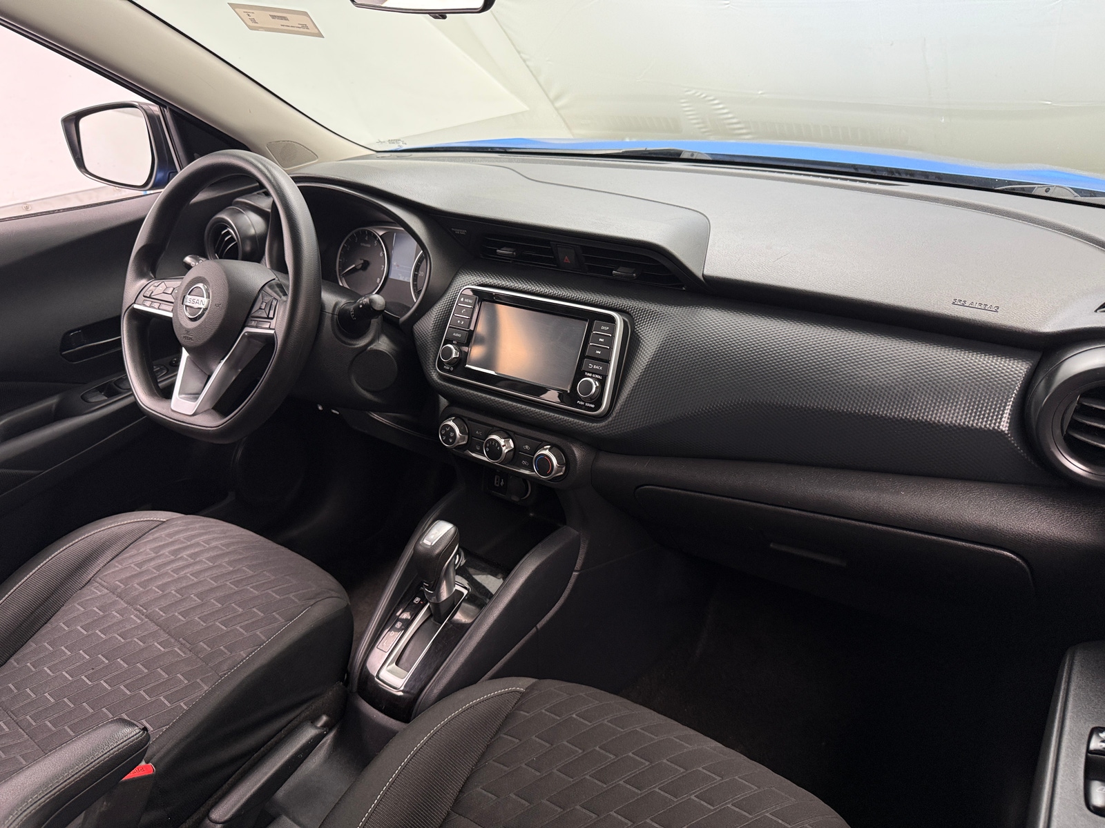 Thumbnail: 2021 Nissan Kicks - 3