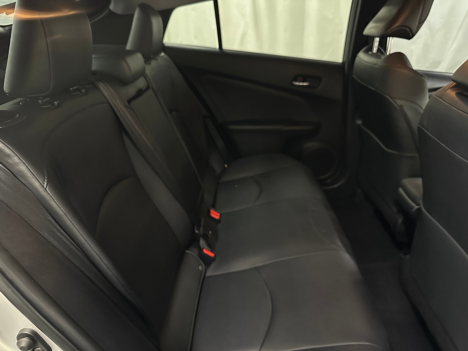 Thumbnail: 2017 Toyota Prius - 6