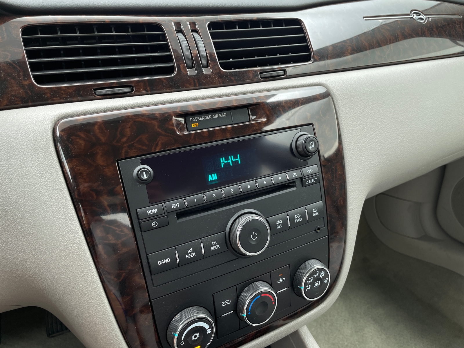 Thumbnail: 2014 Chevrolet Impala - 4