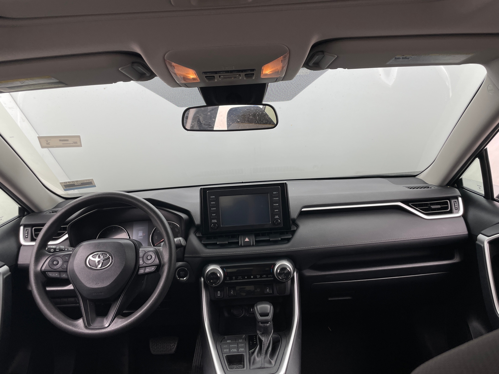 Thumbnail: 2019 Toyota RAV4 - 3
