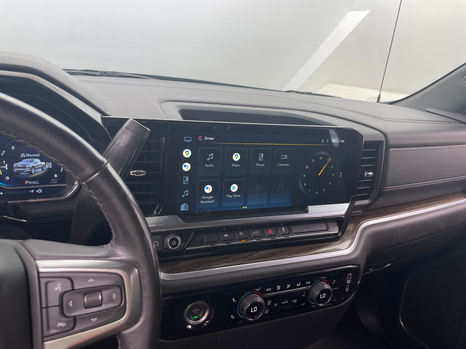 Thumbnail: 2022 Chevrolet Silverado 1500 - 4