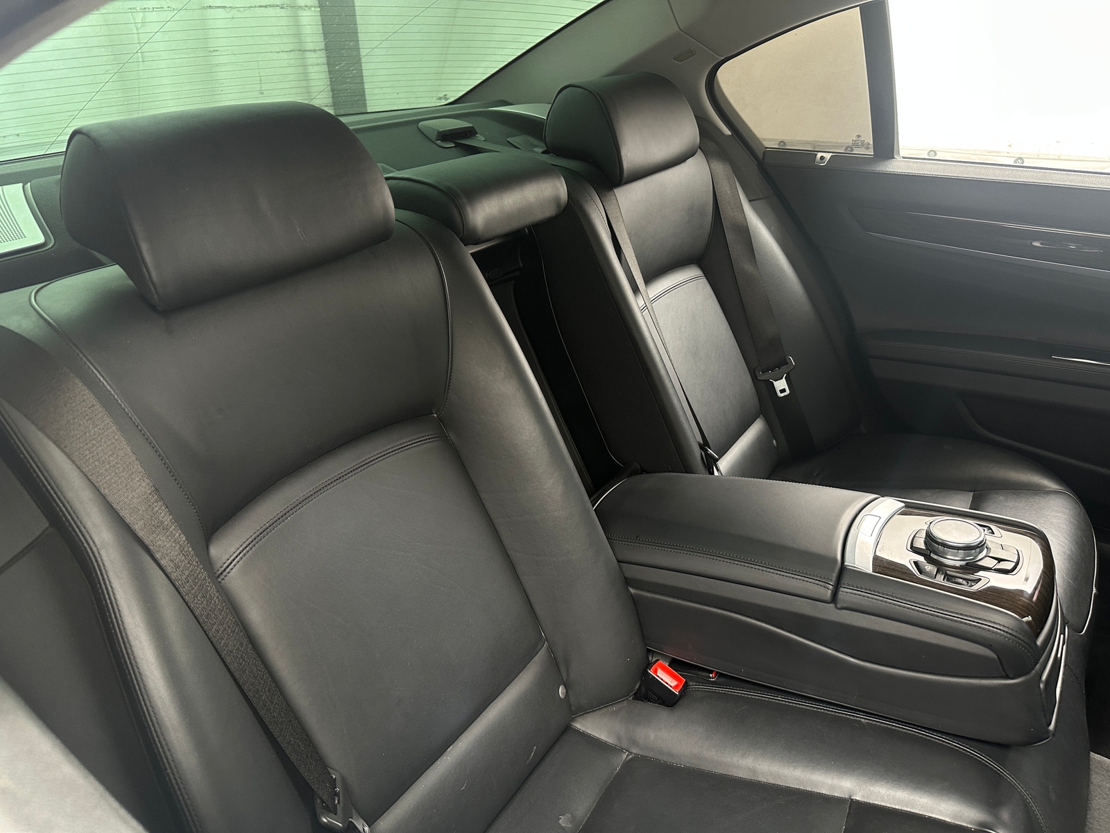 Thumbnail: 2014 BMW 7 Series - 5