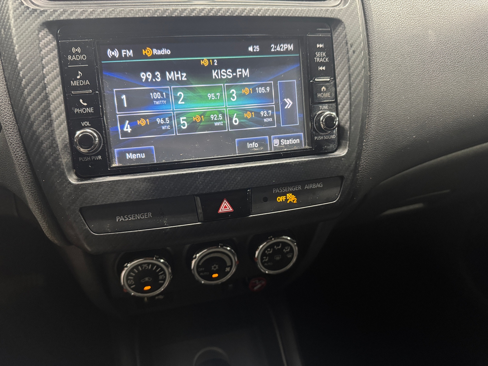 Thumbnail: 2018 Mitsubishi Outlander Sport - 4