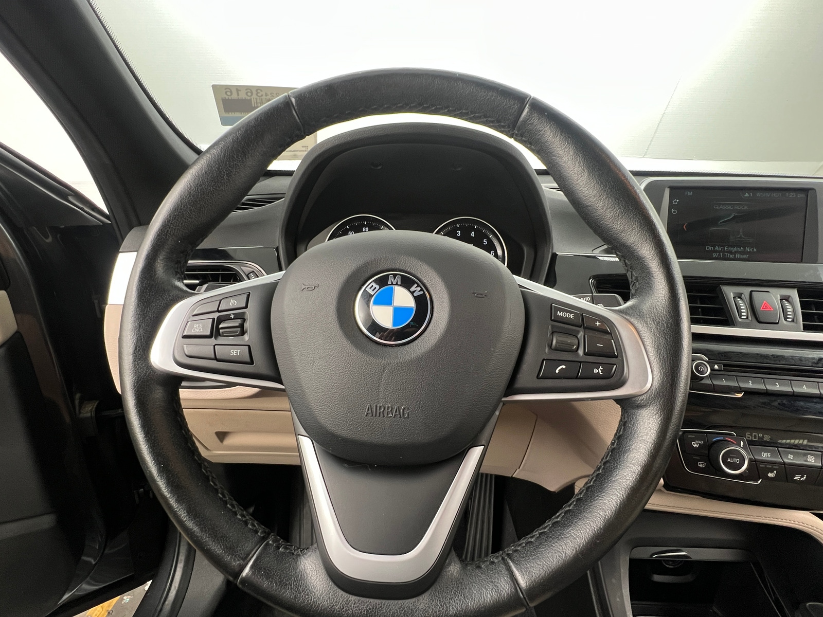Thumbnail: 2018 BMW X1 - 4