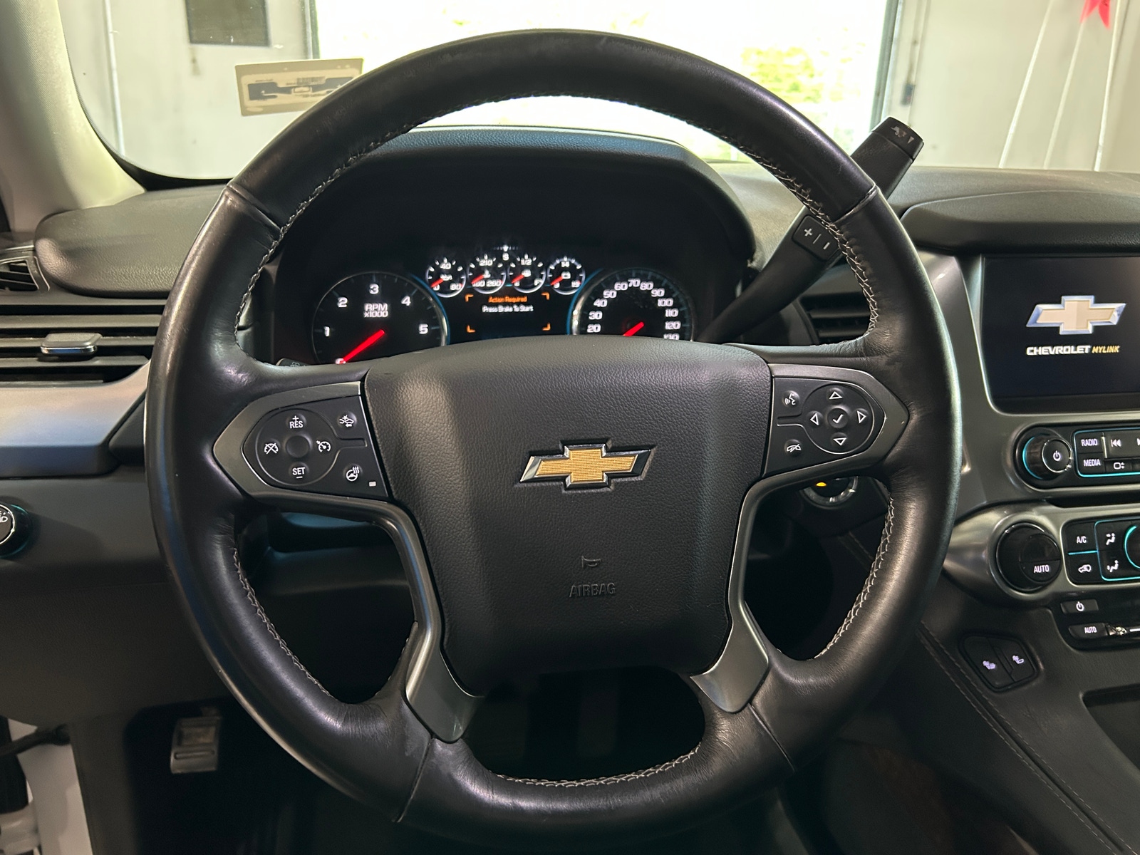 Thumbnail: 2017 Chevrolet Suburban - 4