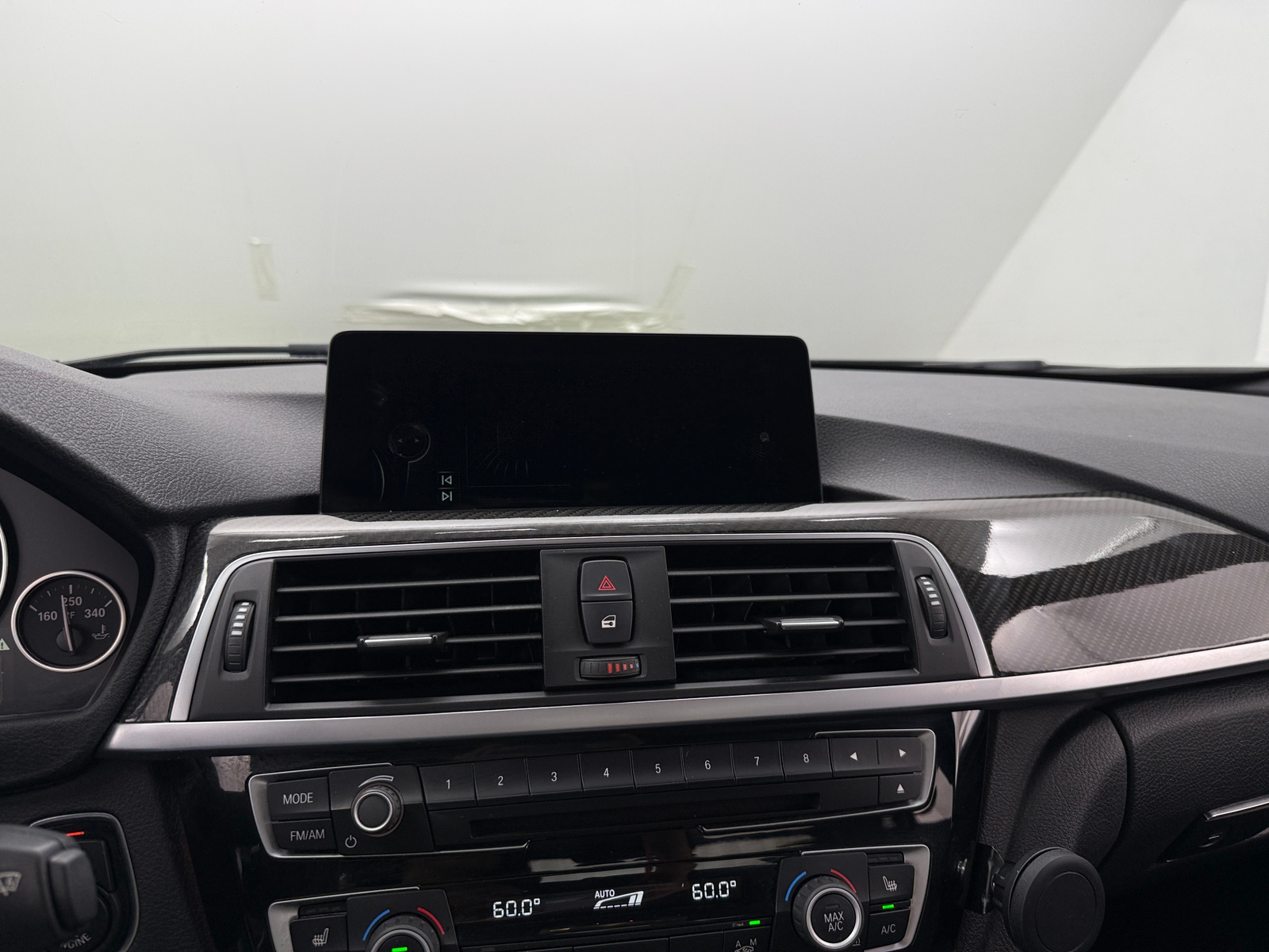 Thumbnail: 2016 BMW 3 Series - 3