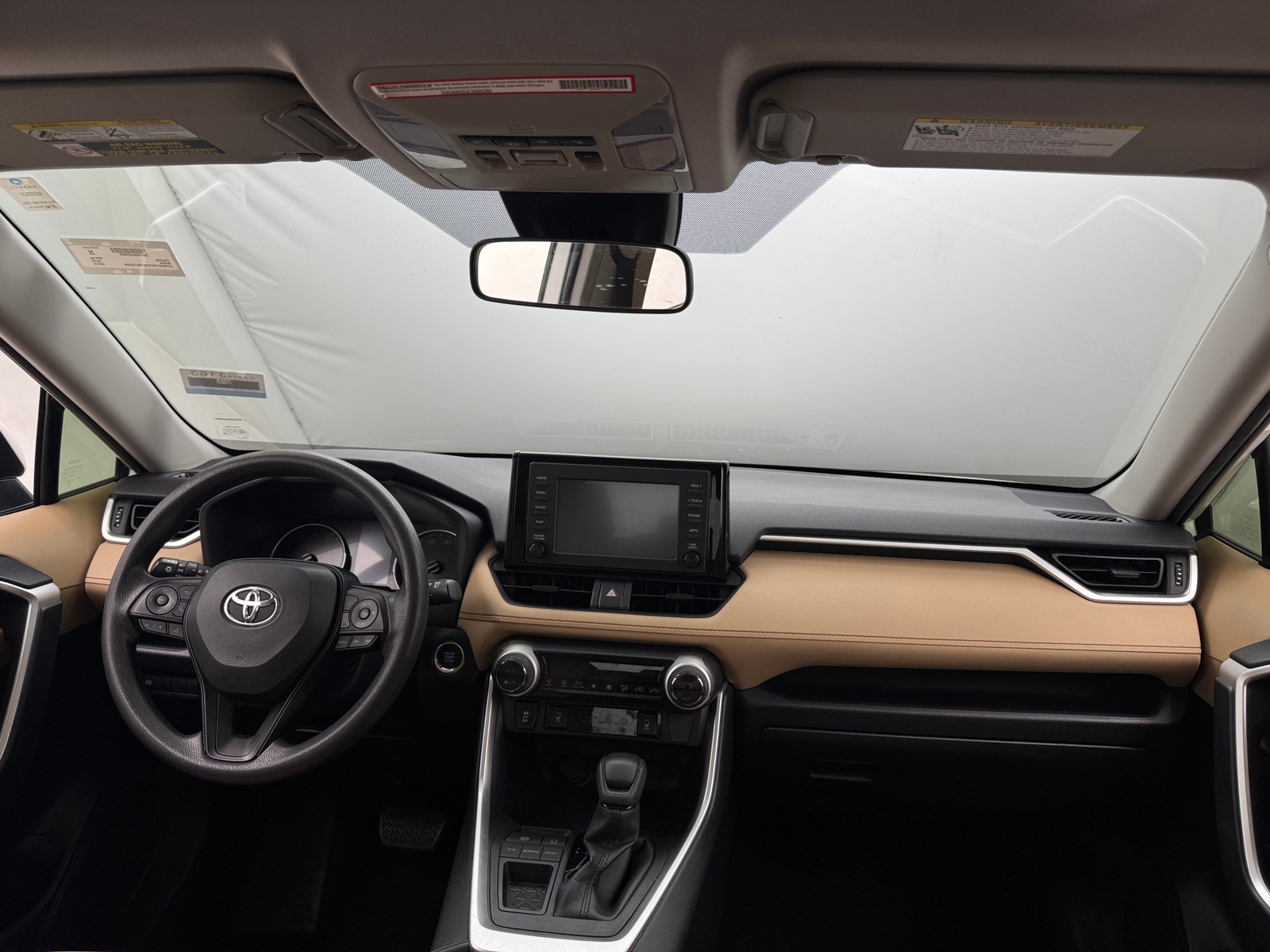 Thumbnail: 2019 Toyota RAV4 - 3
