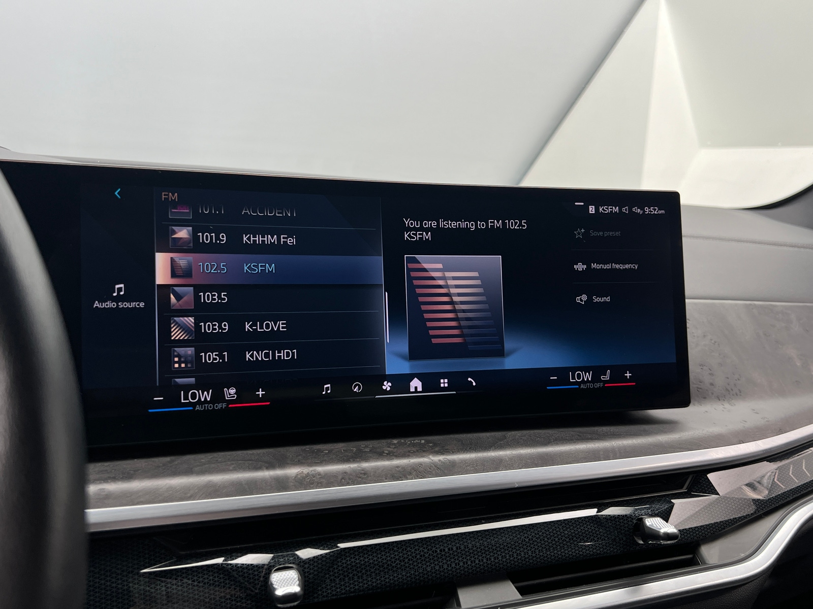 Thumbnail: 2024 BMW X5 - 3