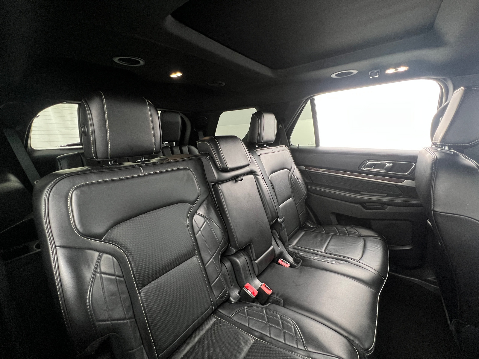 Thumbnail: 2019 Ford Explorer - 5
