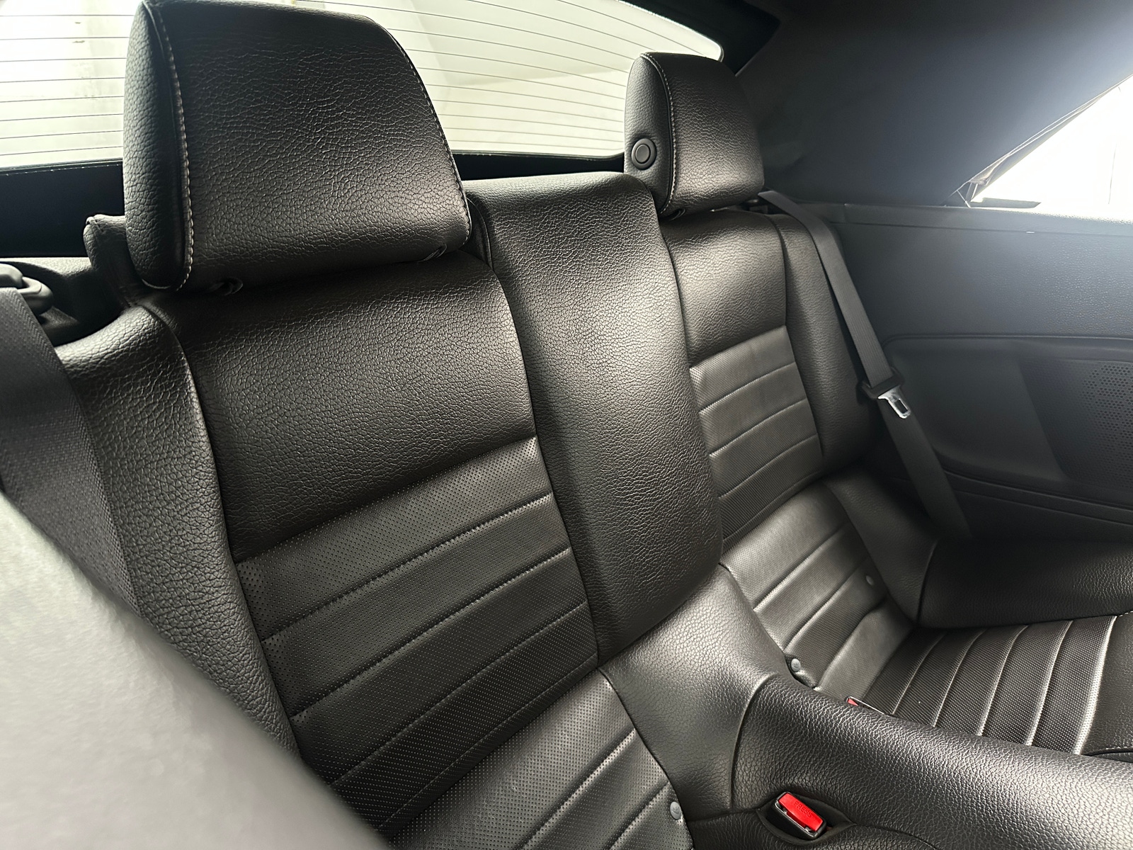 Thumbnail: 2011 Ford Mustang - 5