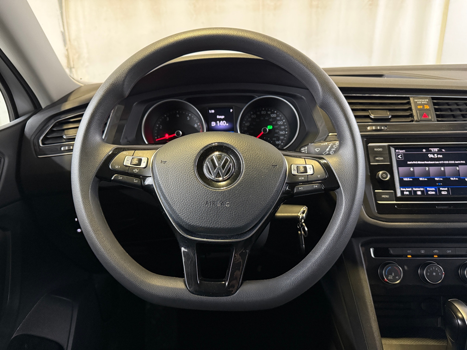 Thumbnail: 2021 Volkswagen Tiguan - 5