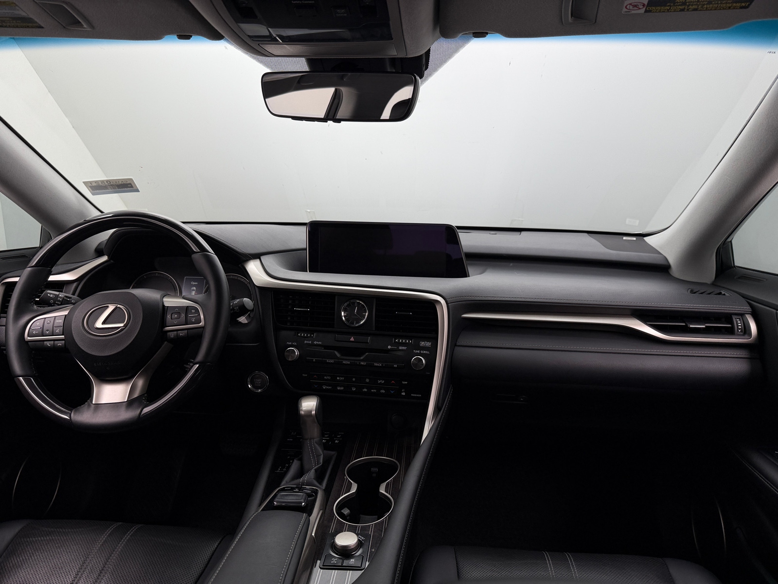 Thumbnail: 2017 Lexus RX - 3