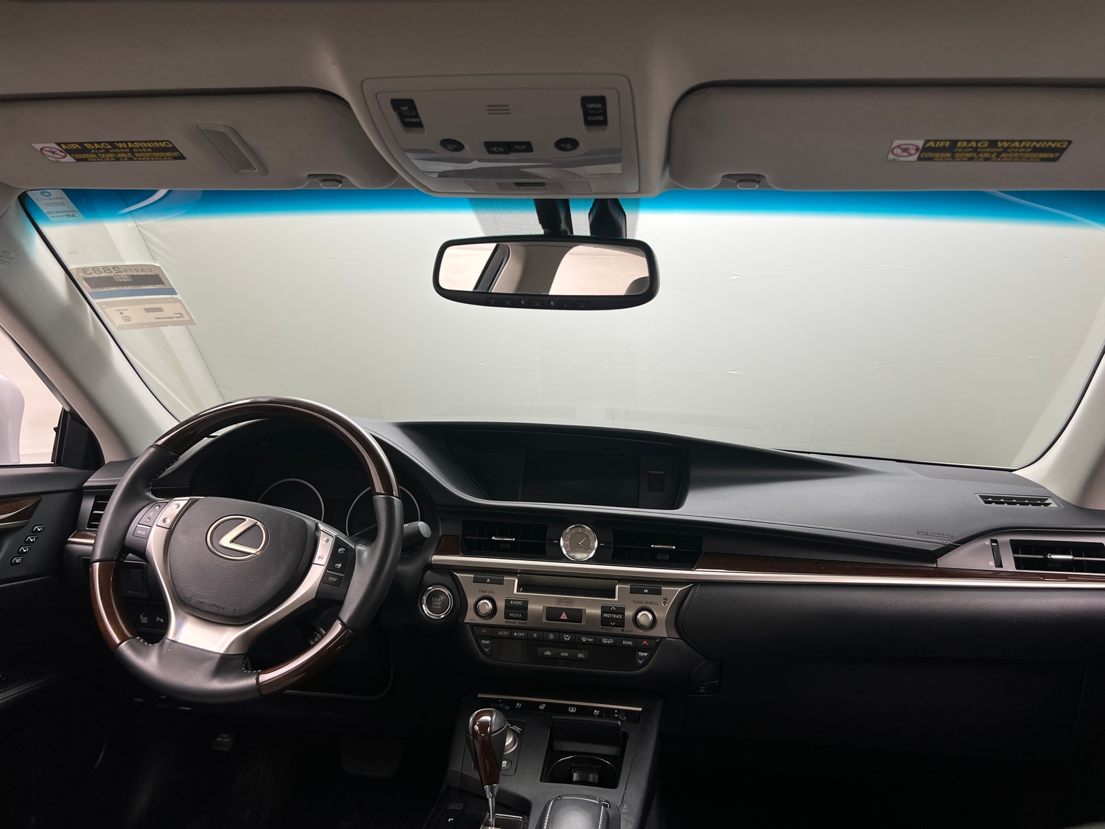 Thumbnail: 2014 Lexus ES - 2