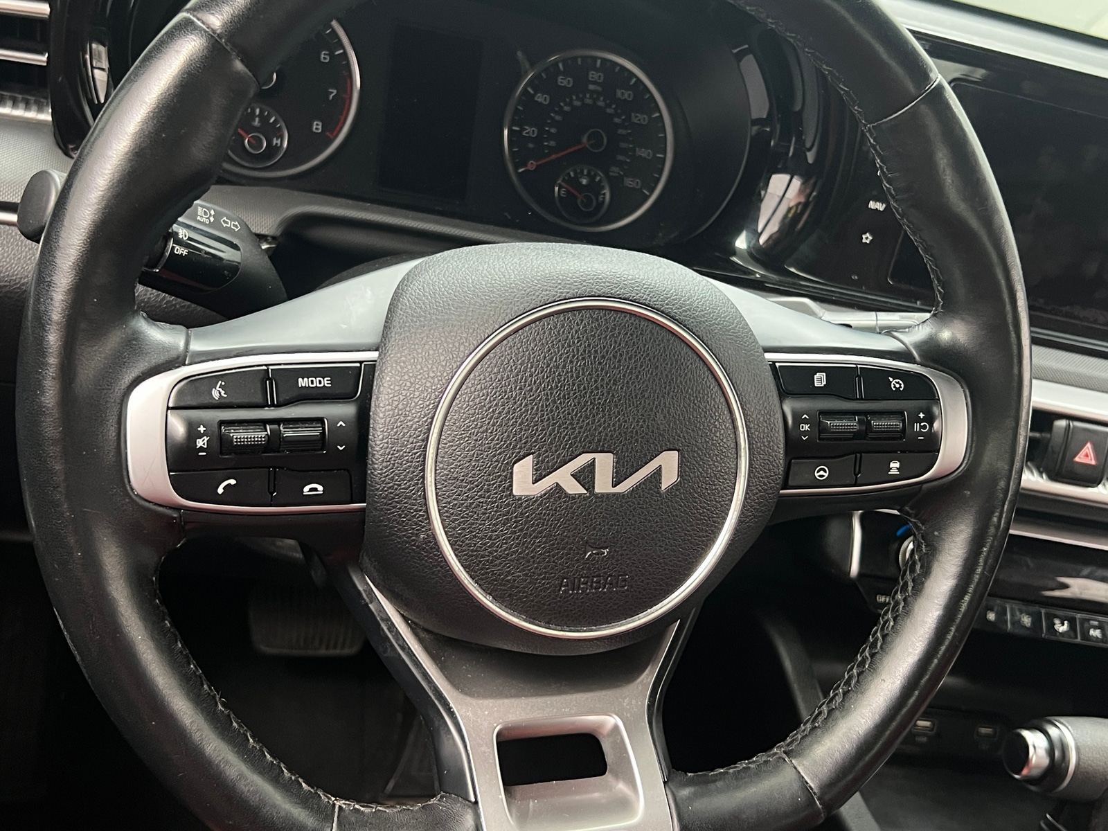 Thumbnail: 2023 Kia K5 - 4