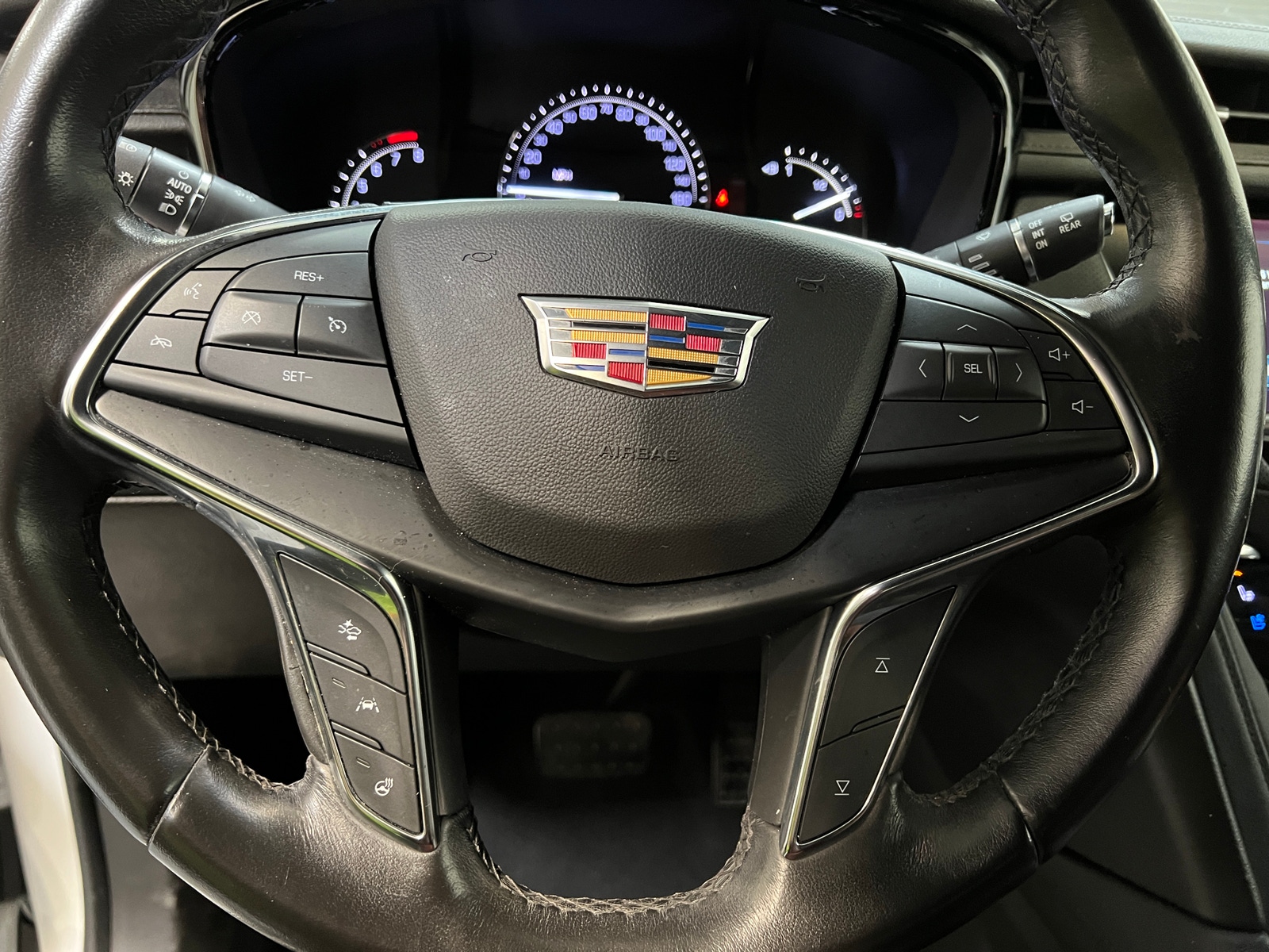 Thumbnail: 2019 Cadillac XT5 - 4