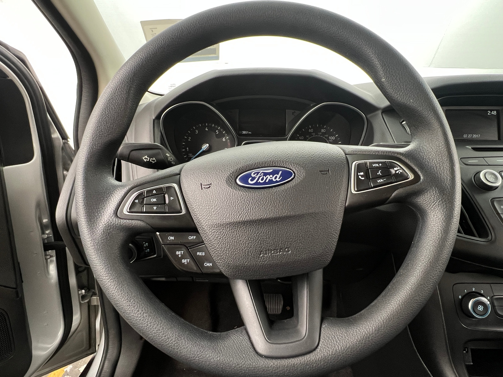 Thumbnail: 2017 Ford Focus - 5